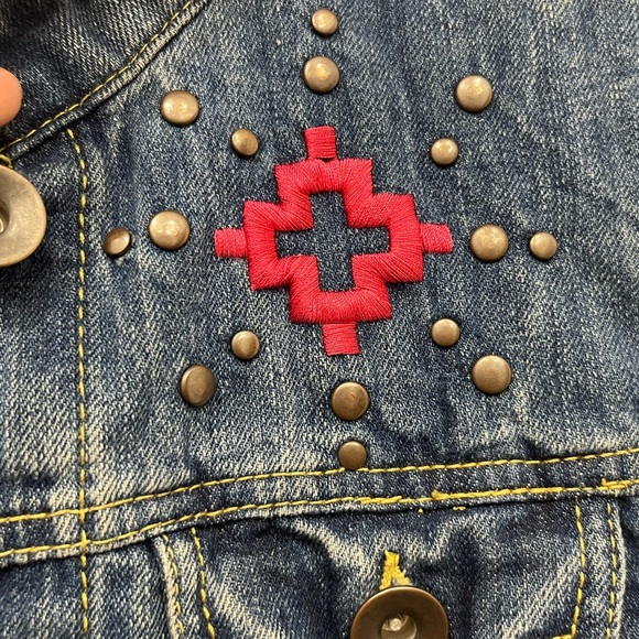 Y2K Blue Denim Jacket with Embroidered Details - Picture 3 of 4